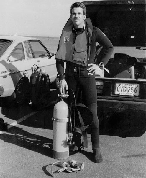 JMC 1985 - 2.JPG - Scuba diving off of Point Loma in San Diego 1985